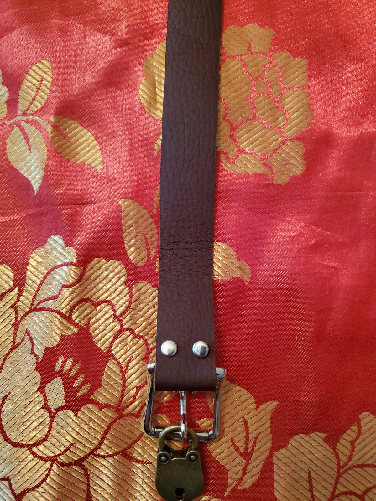 Chrome-tan Collar